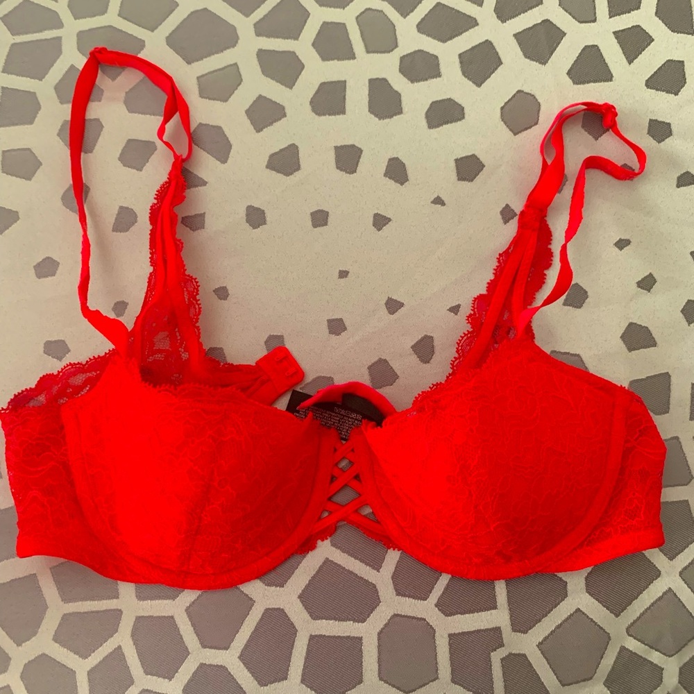 VS bra! Size 34 B